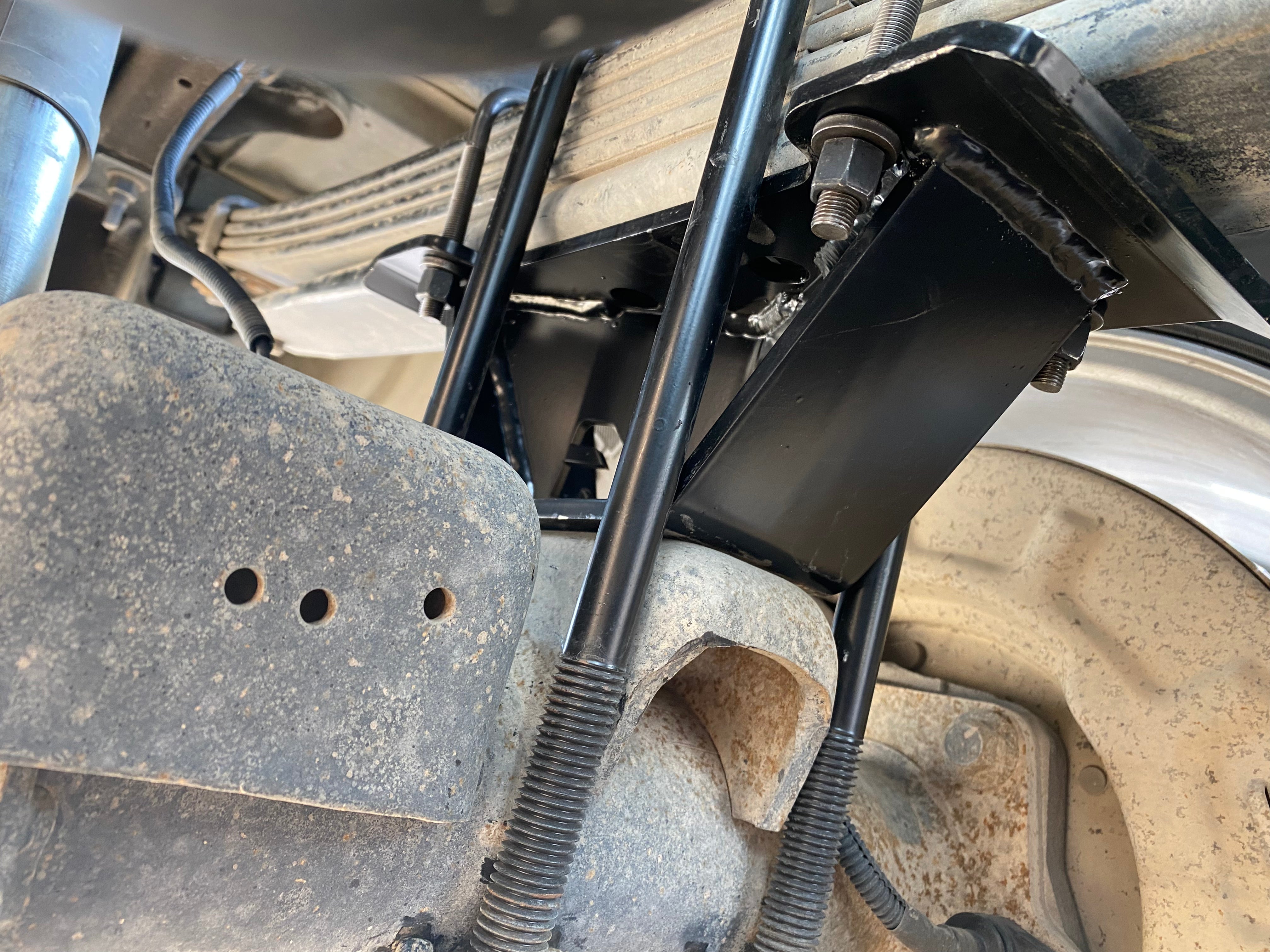2001–2010 Chevy Silverado & GMC Sierra 2500HD/3500HD Rear Lift Blocks (4", 5", 6", 7", 8") – USA Made Heavy Duty Steel with Compound Taper