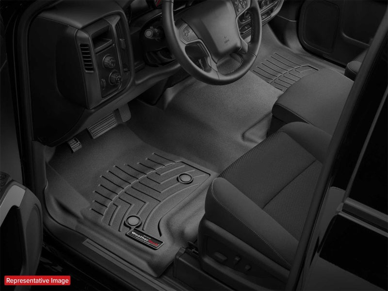 WeatherTech 2017+ Ford F-250/F-350/F-450/F-550 Front FloorLiner - Black (fits 4x4 Floor Shifter)